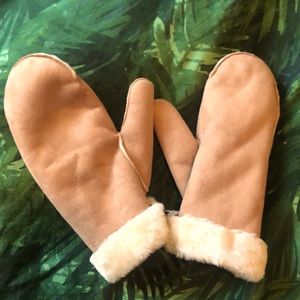 *2/$17* Faux Shearling Mittens